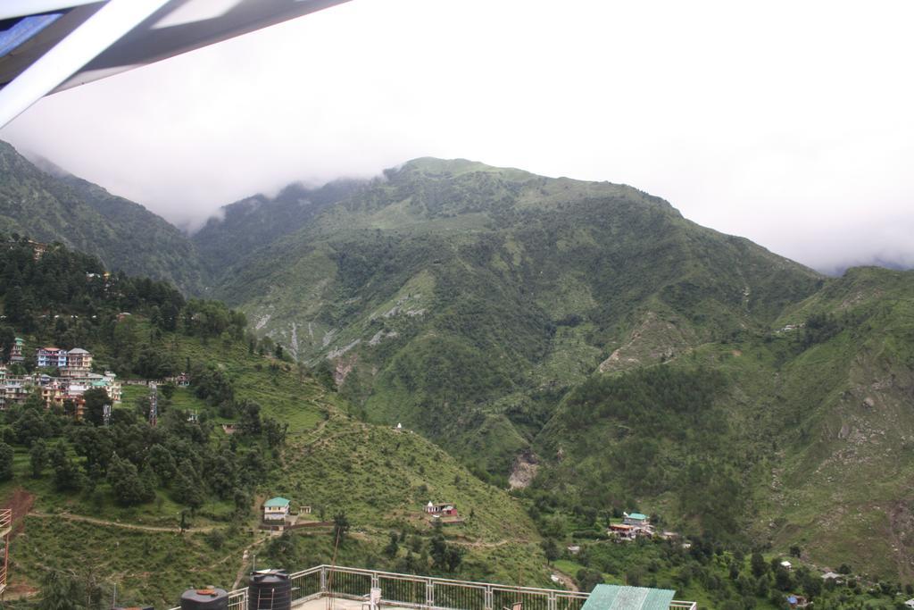 Holiday Hill Hotel Dharamshala Extérieur photo