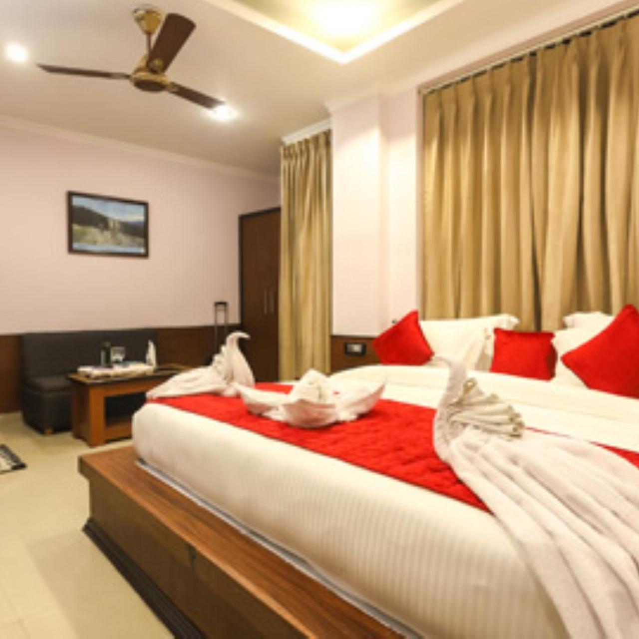 Hotel Holiday Hill, Near Mall Road, Mcleodganj# Parking#Restaurant Dharamshala Extérieur photo