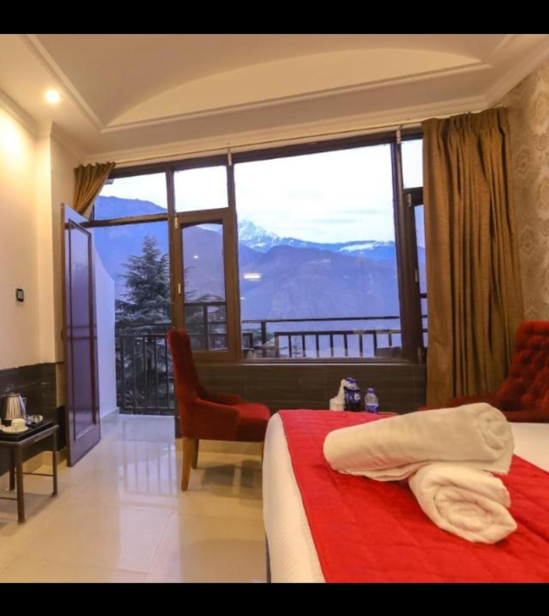Hotel Holiday Hill, Near Mall Road, Mcleodganj# Parking#Restaurant Dharamshala Extérieur photo