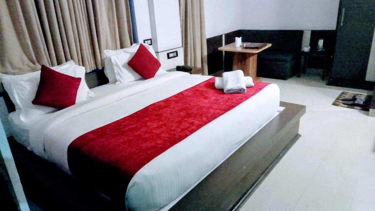 Hotel Holiday Hill, Near Mall Road, Mcleodganj# Parking#Restaurant Dharamshala Extérieur photo