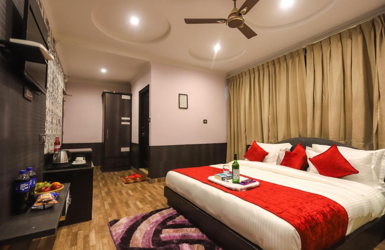 Hotel Holiday Hill, Near Mall Road, Mcleodganj# Parking#Restaurant Dharamshala Extérieur photo