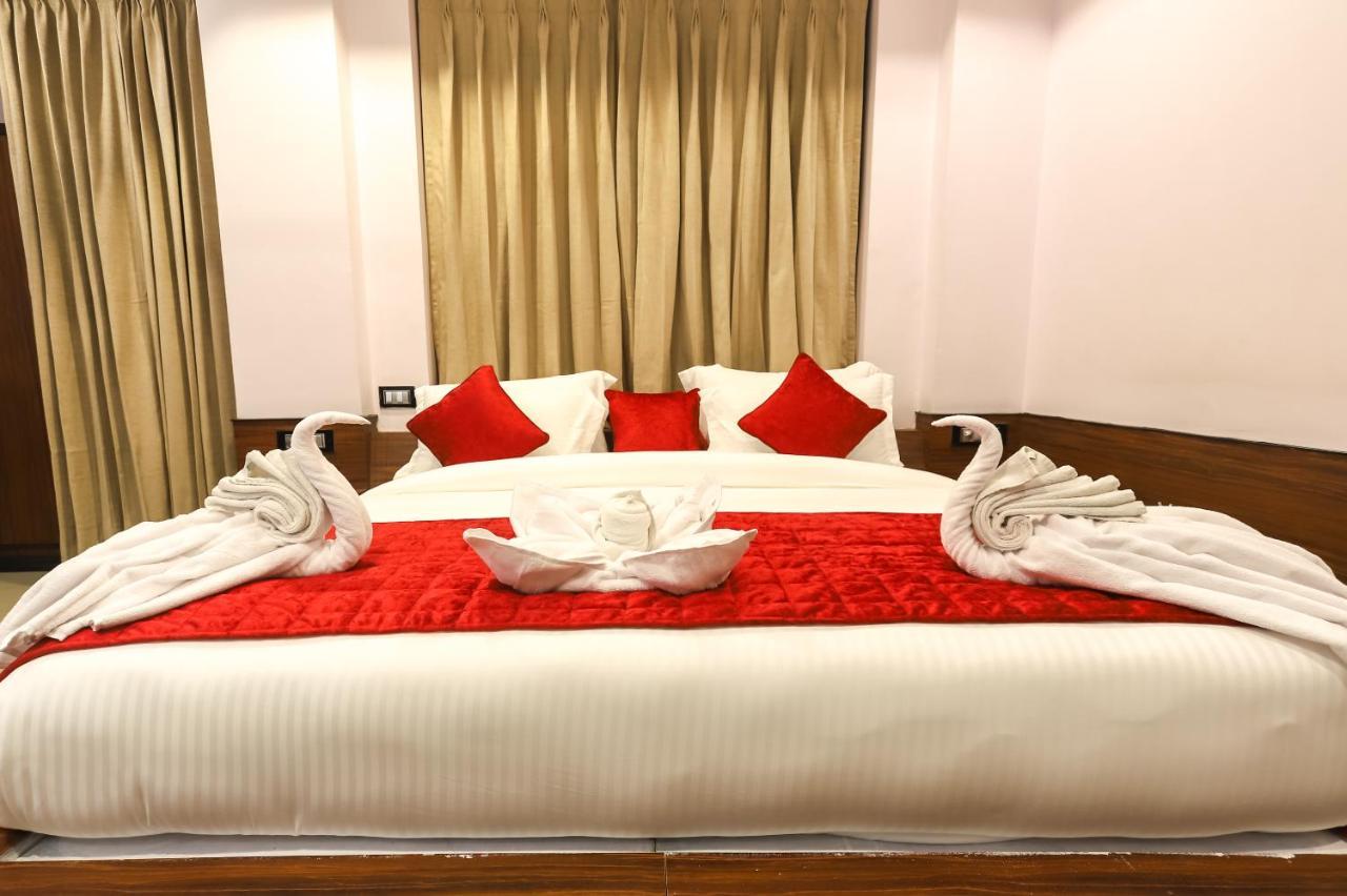 Hotel Holiday Hill, Near Mall Road, Mcleodganj# Parking#Restaurant Dharamshala Extérieur photo