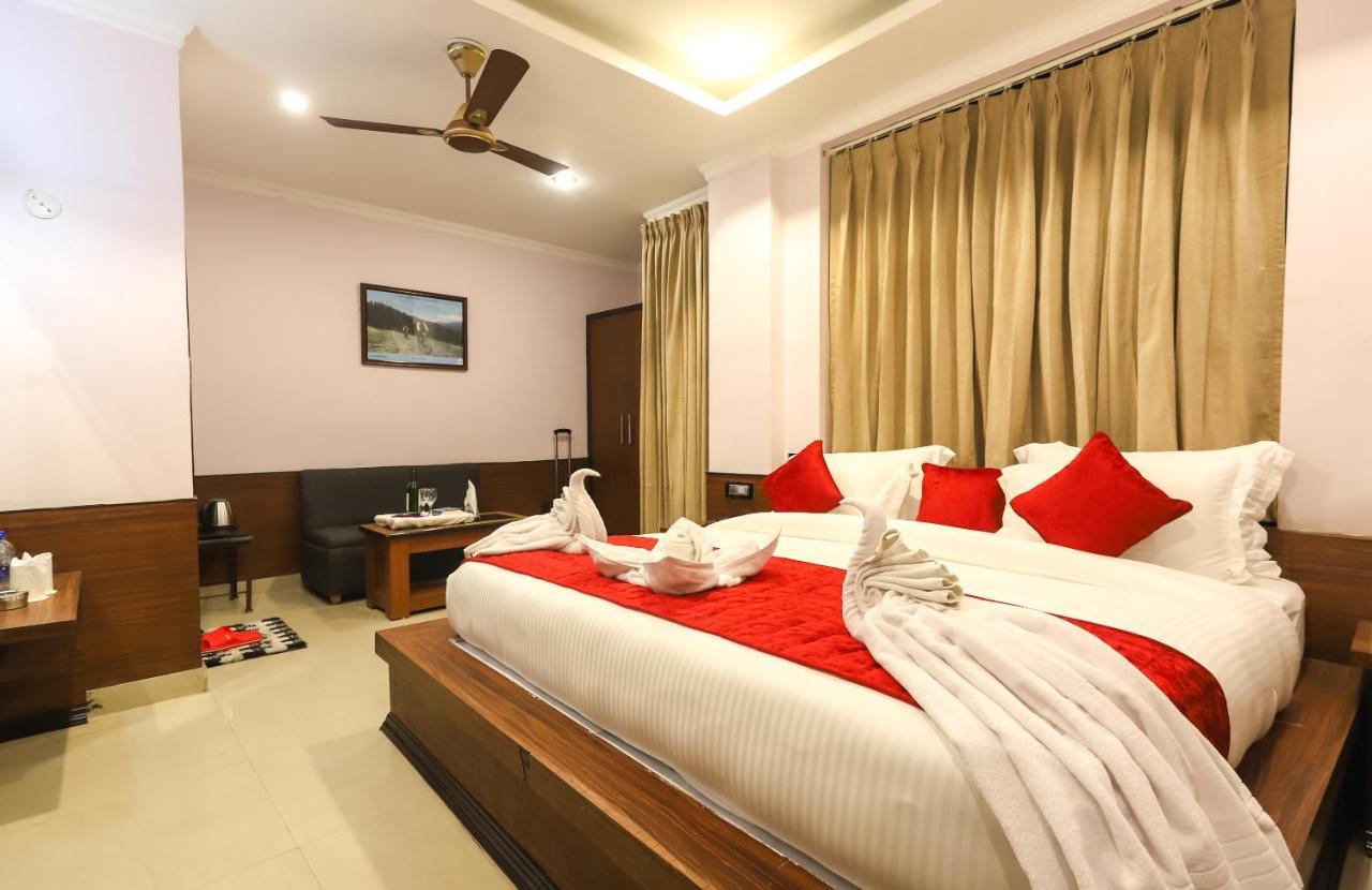 Hotel Holiday Hill, Near Mall Road, Mcleodganj# Parking#Restaurant Dharamshala Extérieur photo